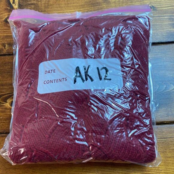 At Studio NWT womens Cashmere Lambswool Rabbit Hair knit shawl Size M/L - Picture 8 of 8